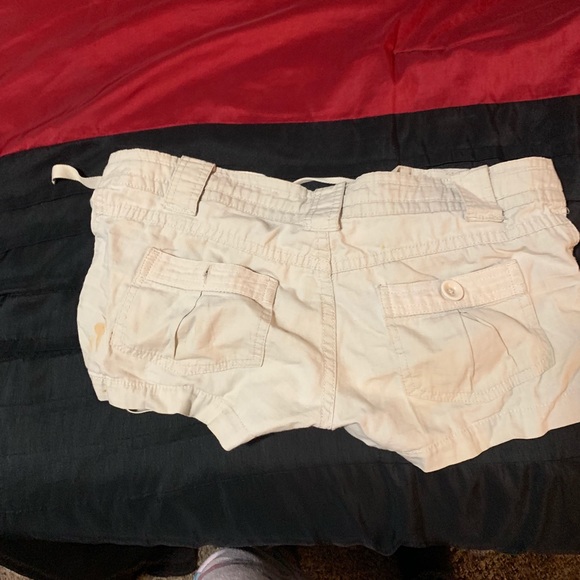 Short - Picture 3 of 3